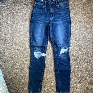 American Eagle super hi rise 6 short
